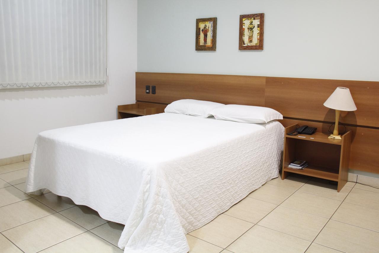 Buriti Hotel Jataí Екстериор снимка