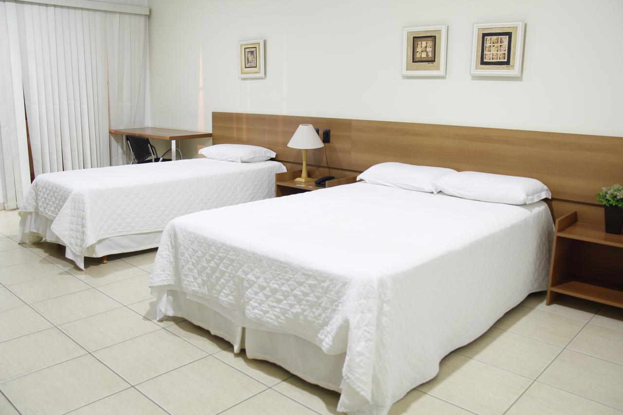 Buriti Hotel Jataí Екстериор снимка